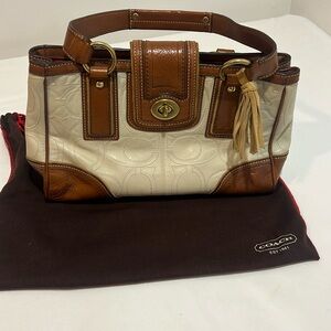 Coach shoulder bag- Hampton tan brown/beige- VINTAGE